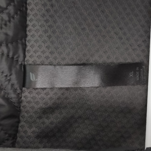 Fabletics Men's Loft Quilted 1/4 Zip Fleece Jacket XL - Picture 6 of 10